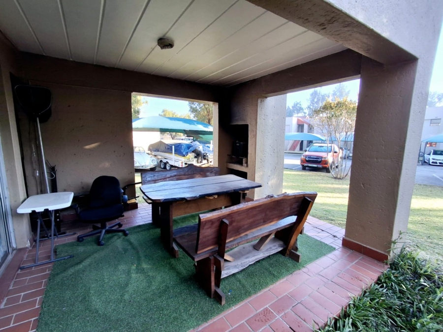 2 Bedroom Property for Sale in Vaalpark Free State